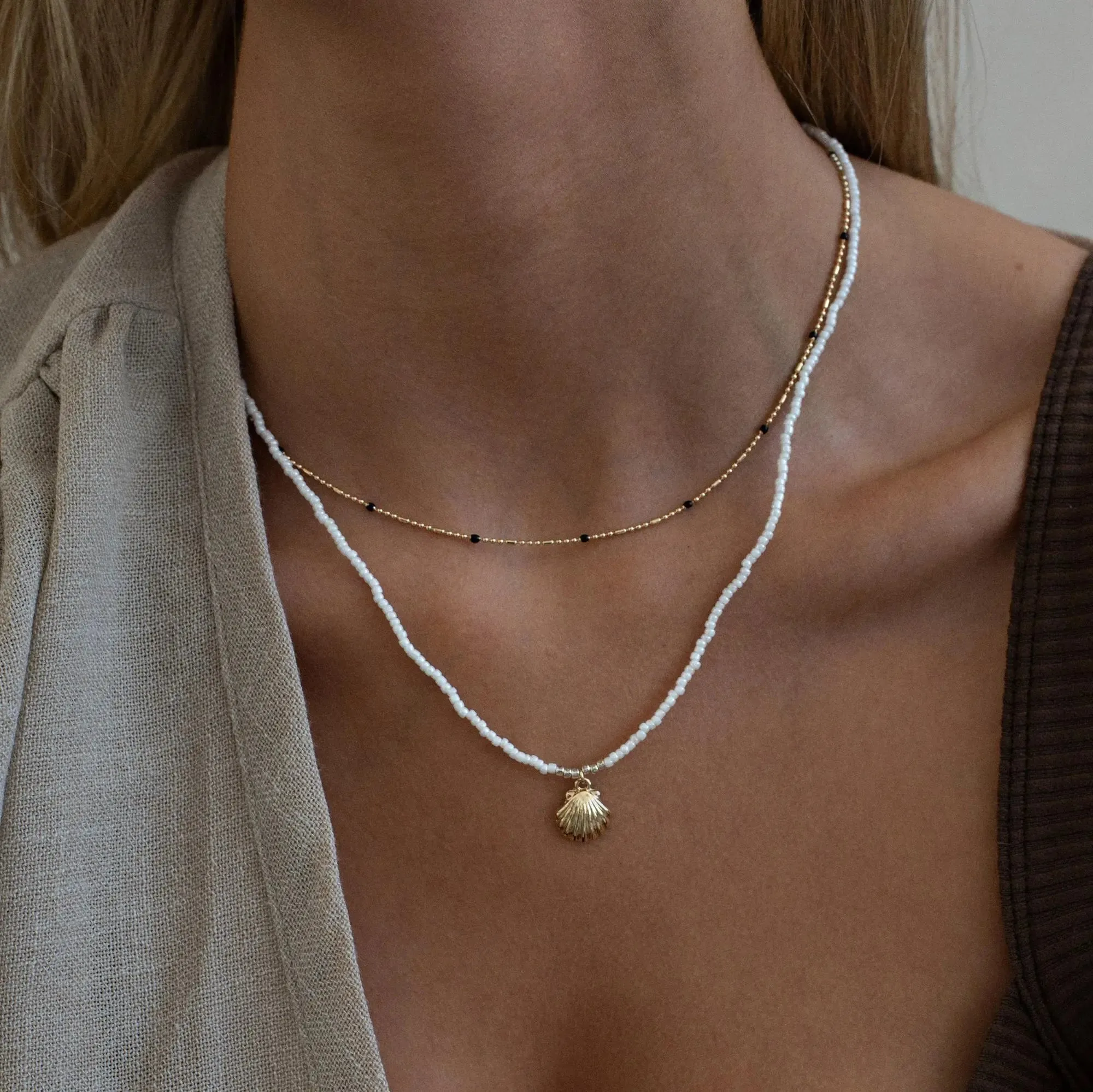 Bead Necklace Minimalistic - Black