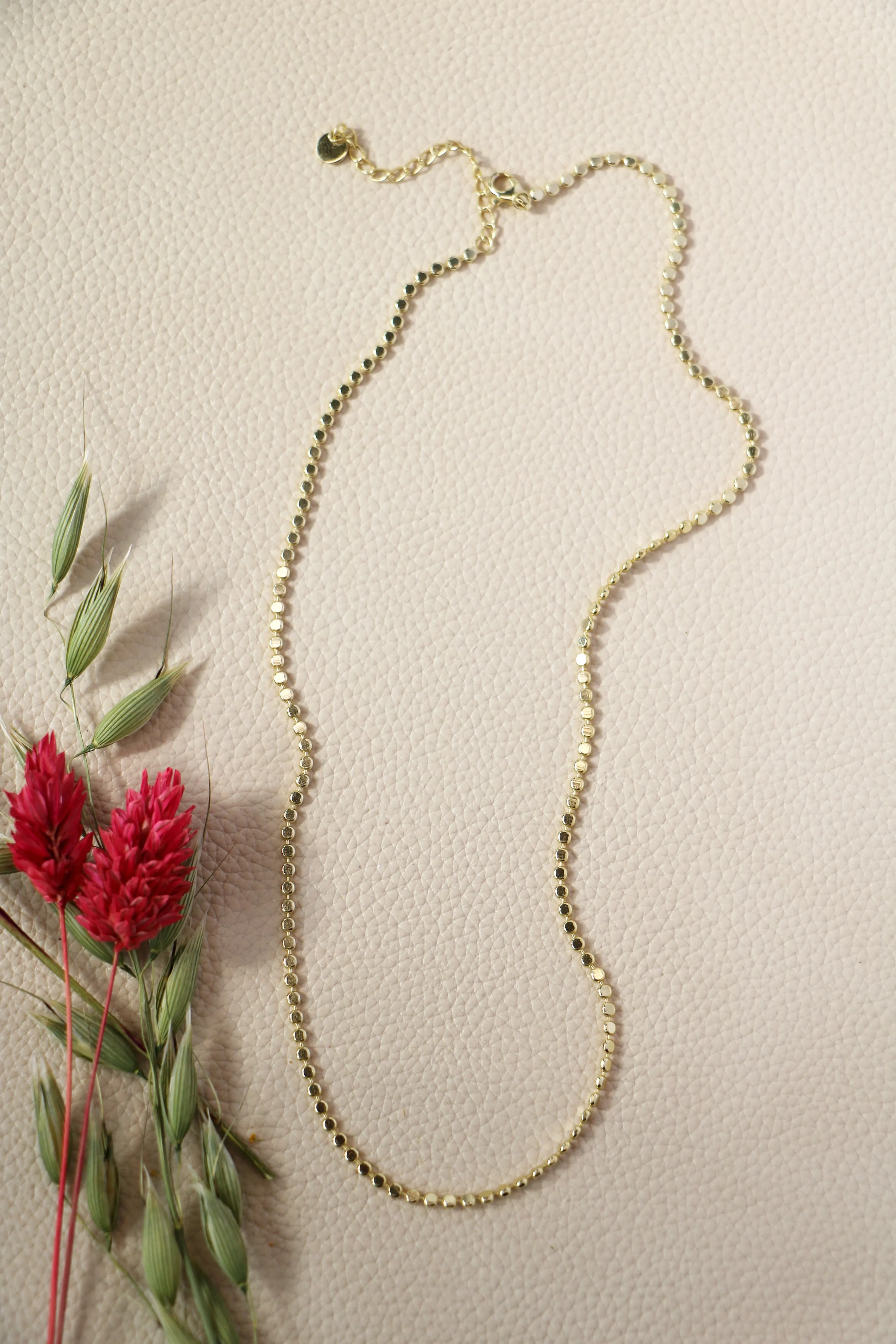 dottie layering chain { gold }