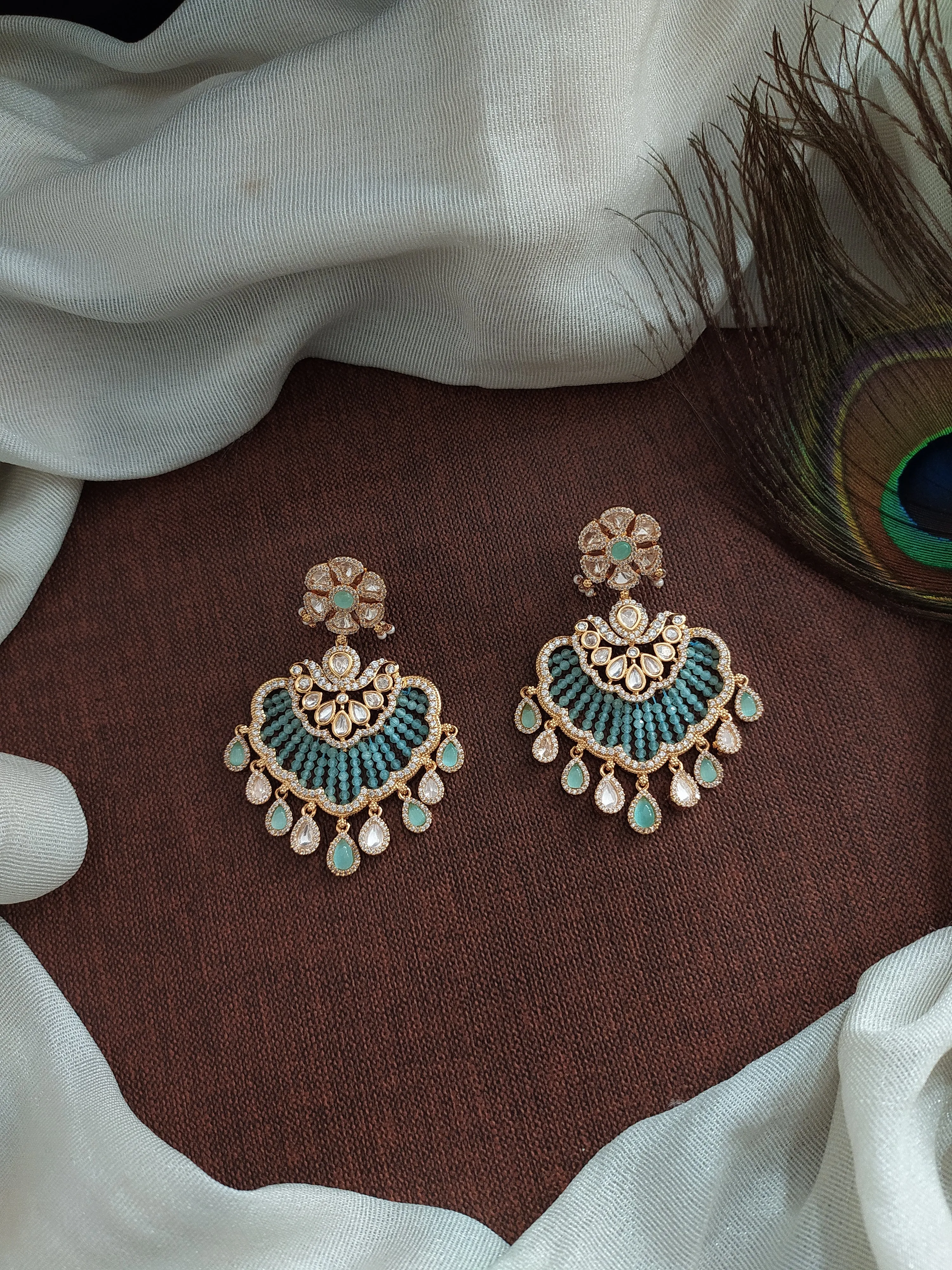 Floral Elegance: Uncut Stones Polki Kundan Earrings