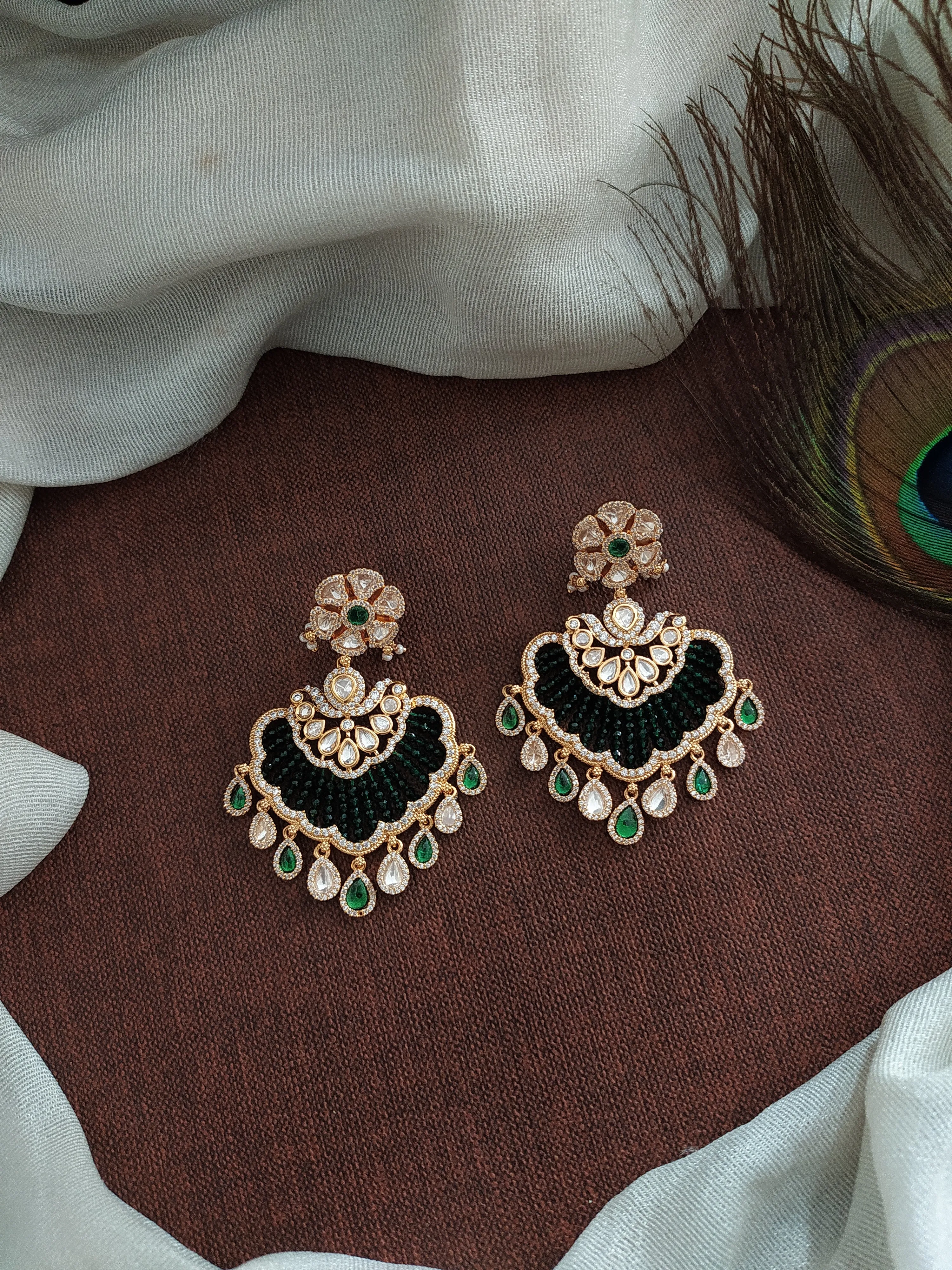 Floral Elegance: Uncut Stones Polki Kundan Earrings