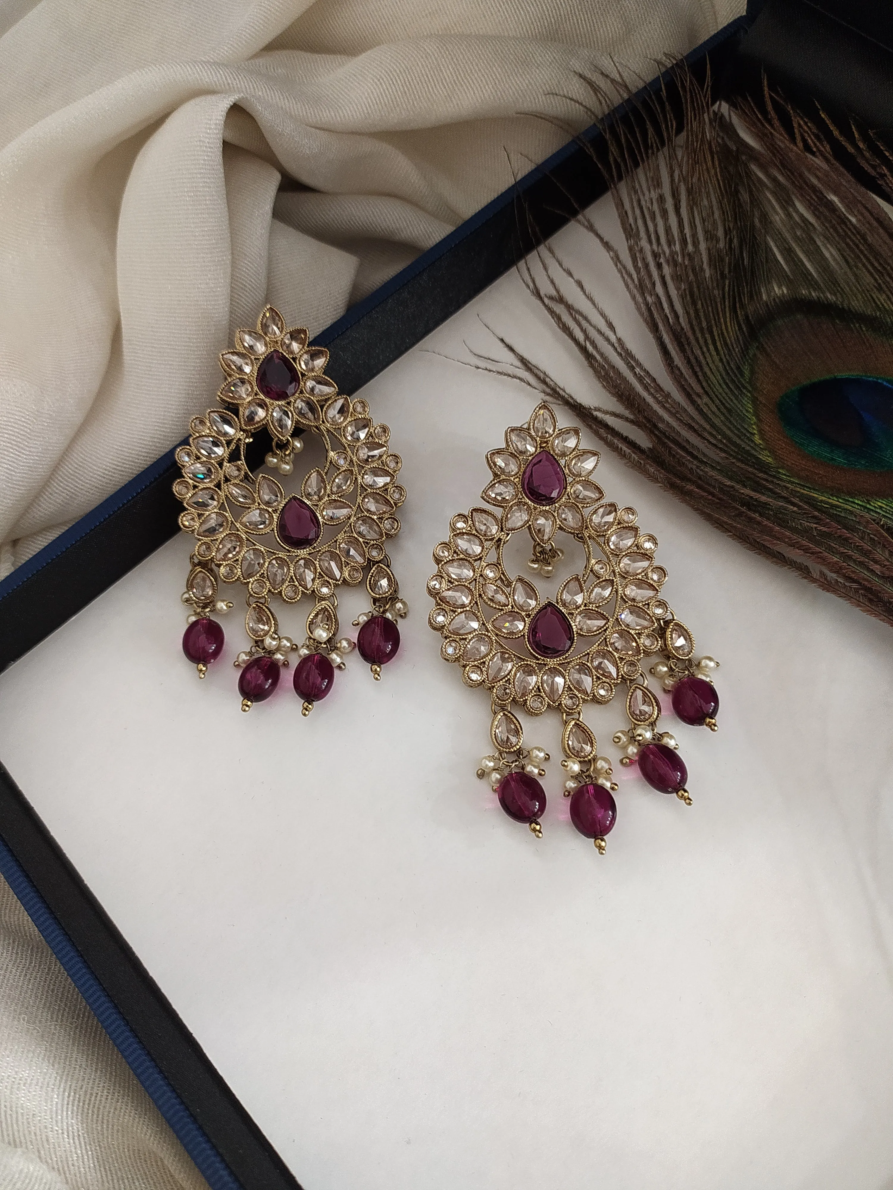 Gorgeous Mehandi Necklace With  Charming Accessories
