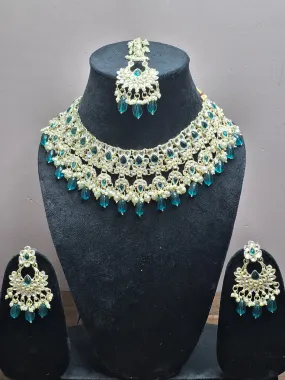 Green colour Silver Plated Kundan Necklace with Earring & Maang Tikka
