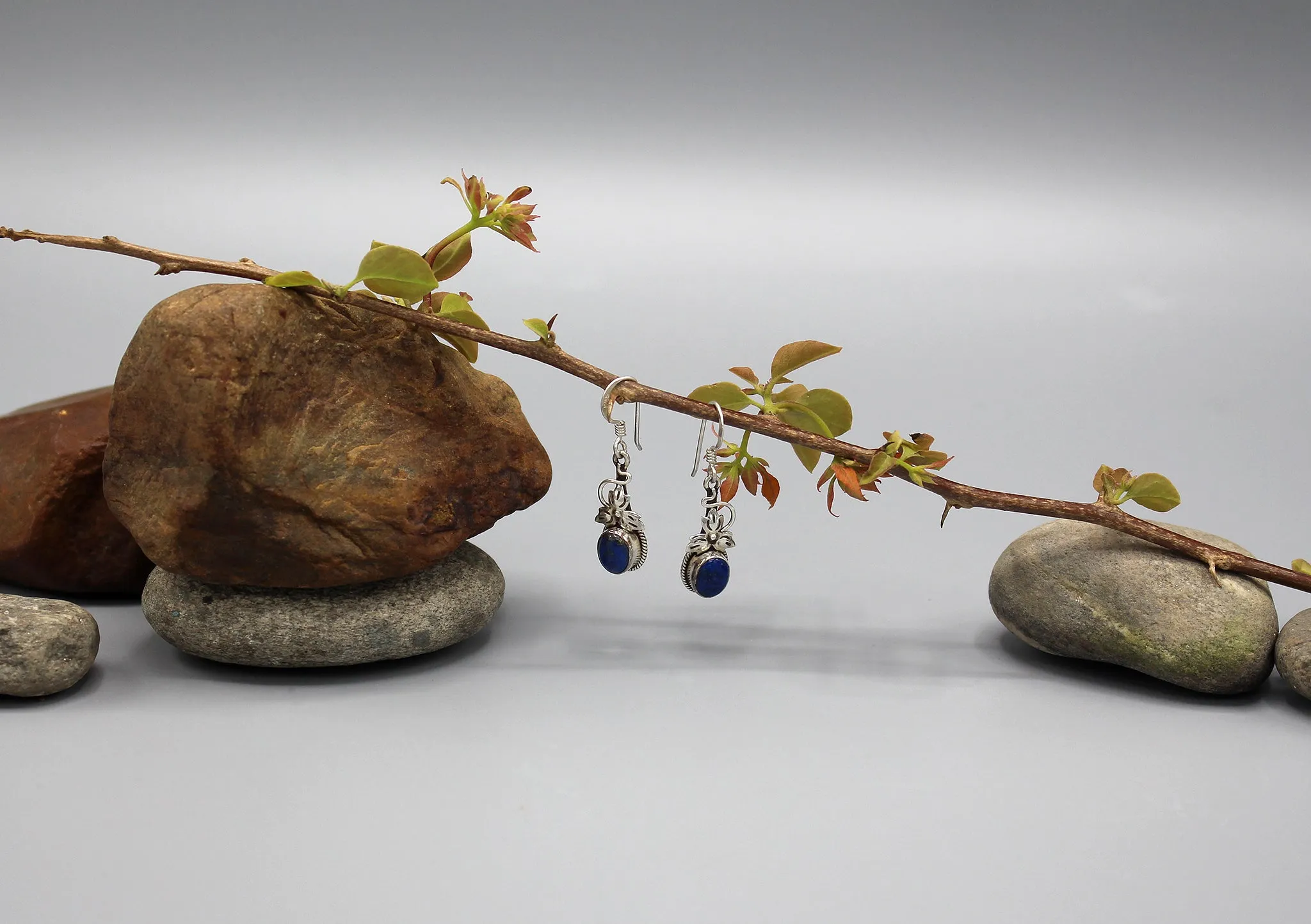 Leaf Design Lapis Inlaid Sterling Silver Earrings