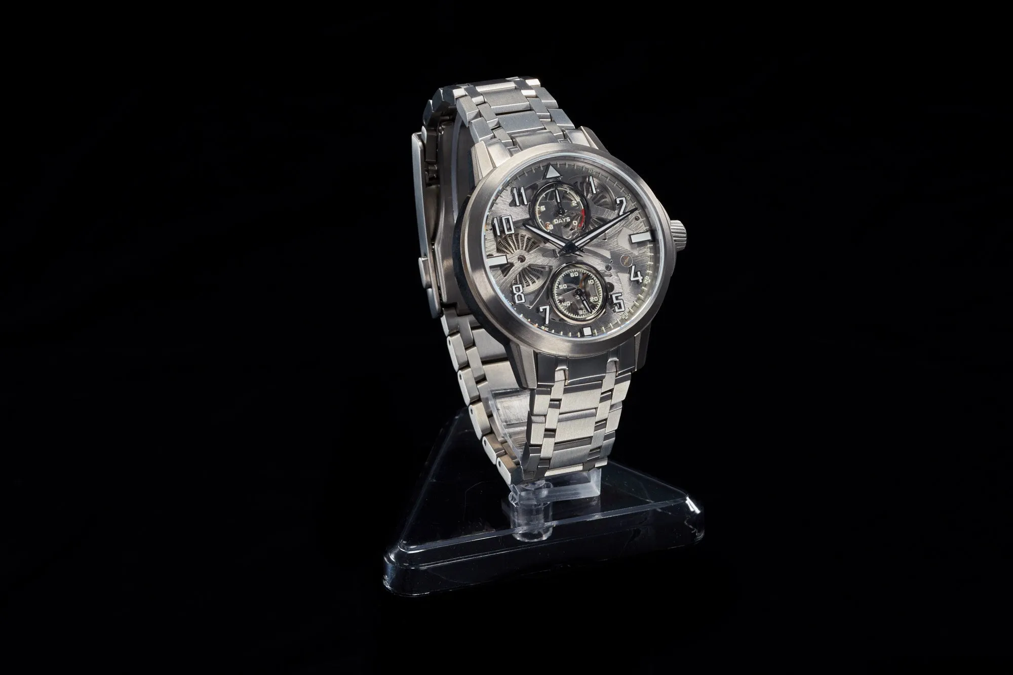 Mirage 8 Days Titanium 'Glacier'