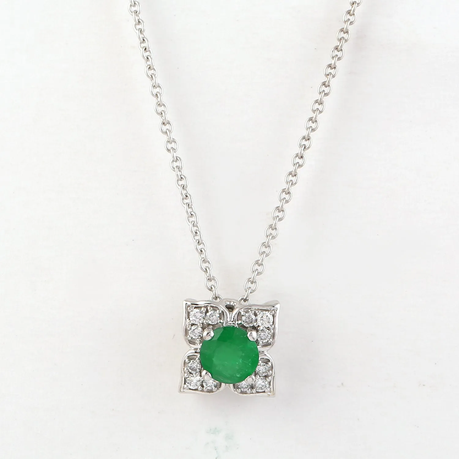 Natural Emerald Pave Diamond Floral pendant Chain Necklace Jewelry In 14k White Gold