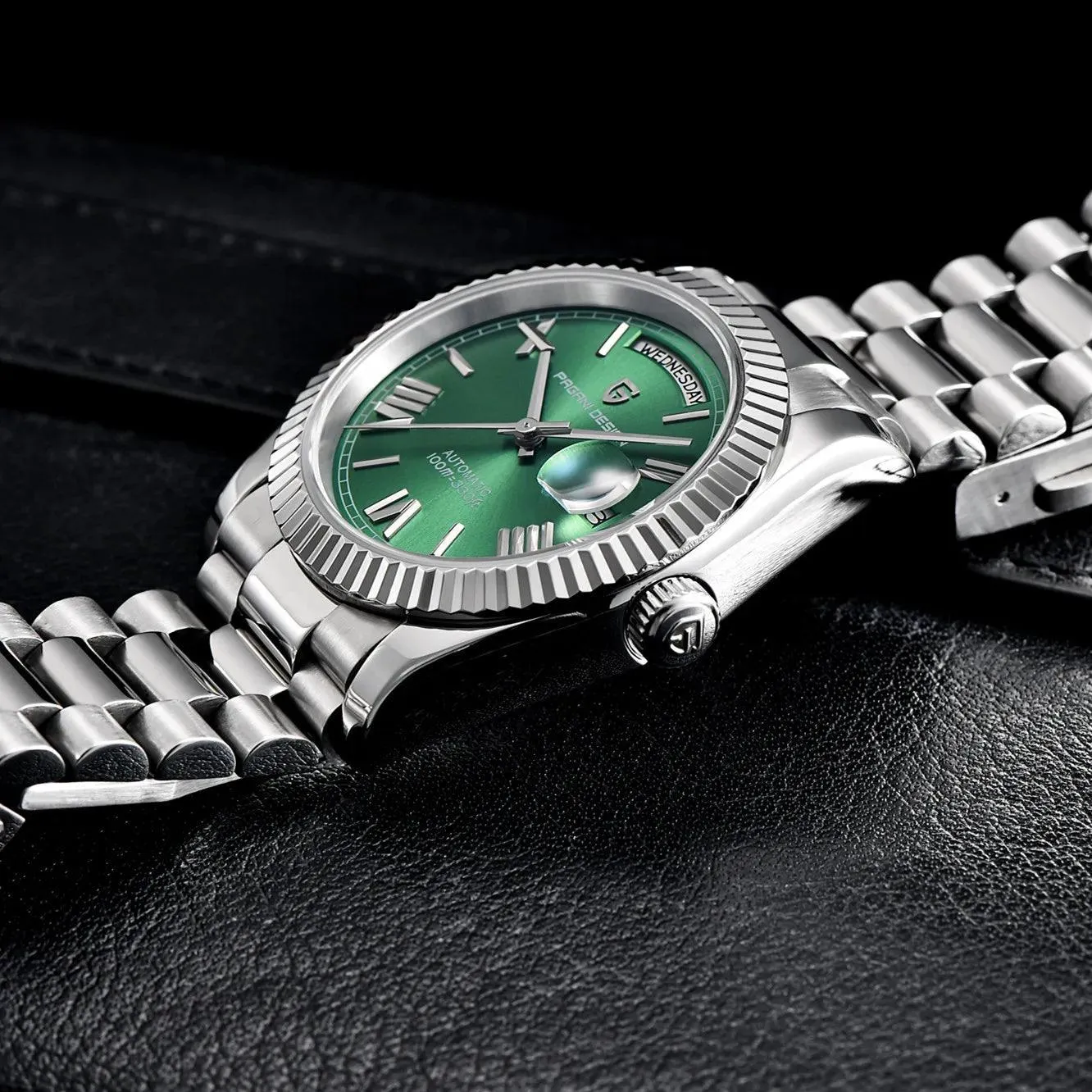 New Week Calendar Type watch for men Sapphire mirror 10ATM Automatic