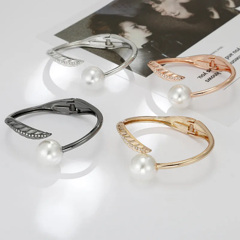 Rose Gold Asymmetric Pearl Bracelet in Titanium Steel for Women