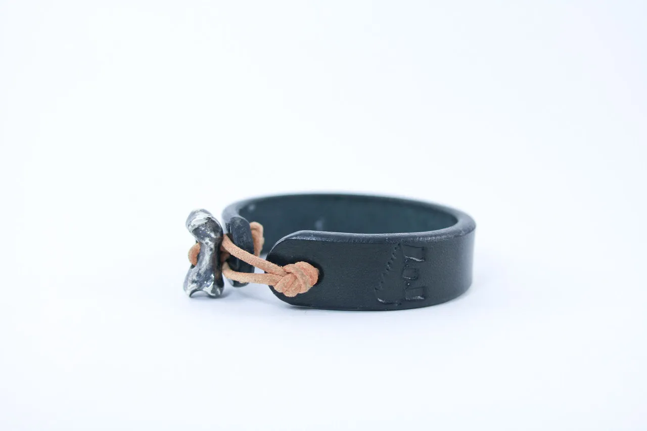 Sterling Silver Bear Knuckle Cuff