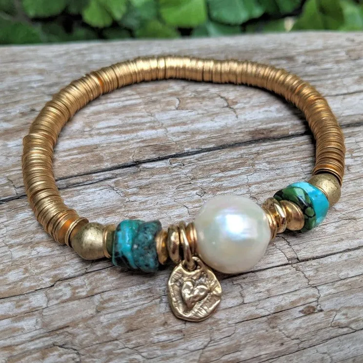 Turquoise & White Edison Pearl Elastic Bracelet with Heart Charm