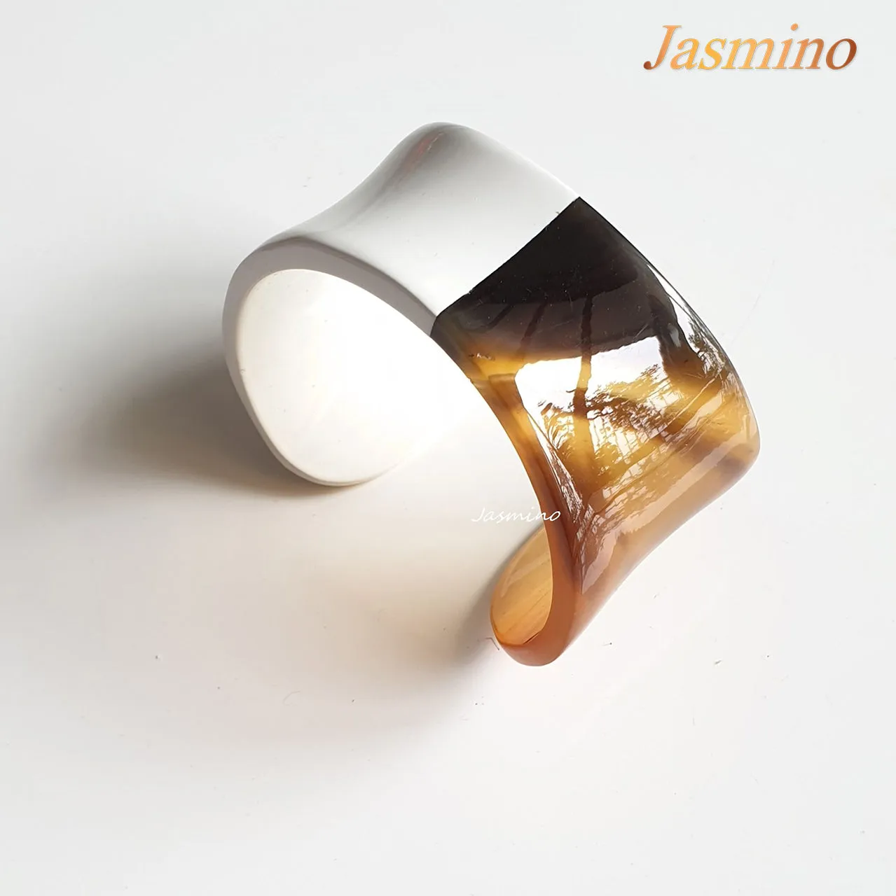 Unique Bracelet Cuff J17469, Handmade Buffalo Horn Product from Vietnam